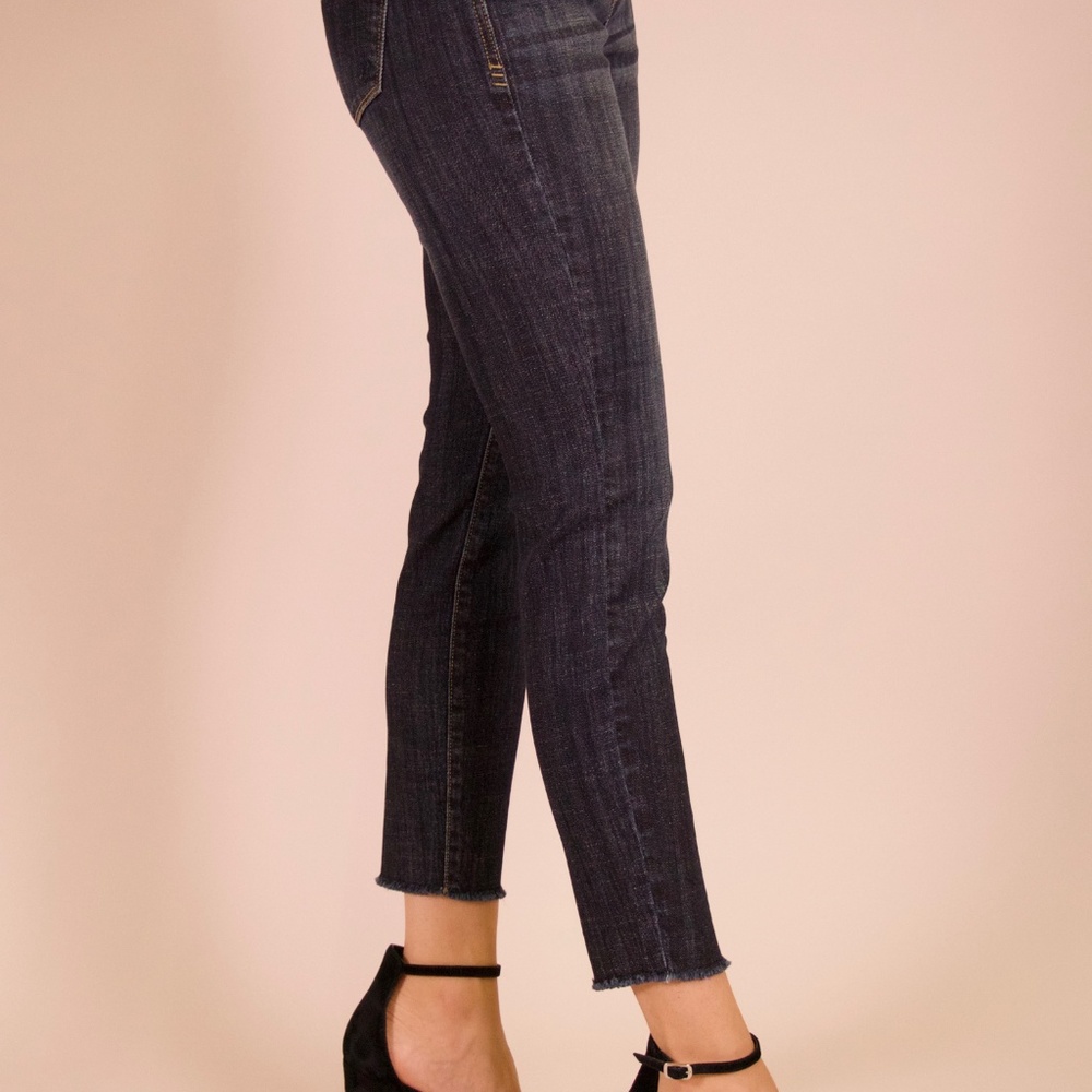 Skinny Crops - Picture 4 of 4